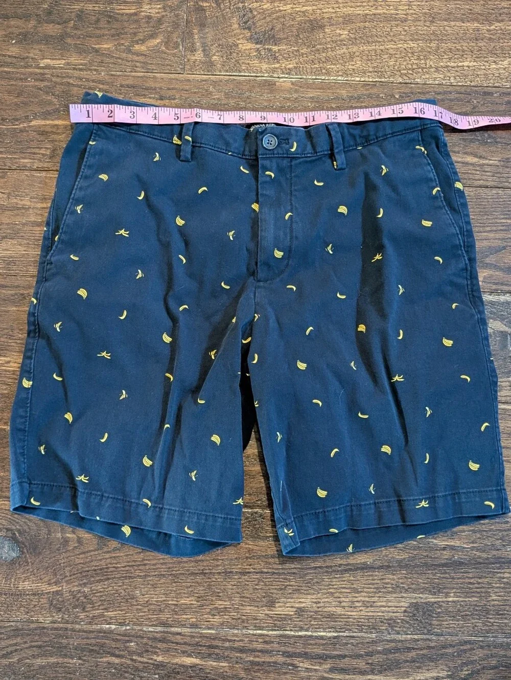 Banana Republic Aiden Shorts Navy Blue Banana Print